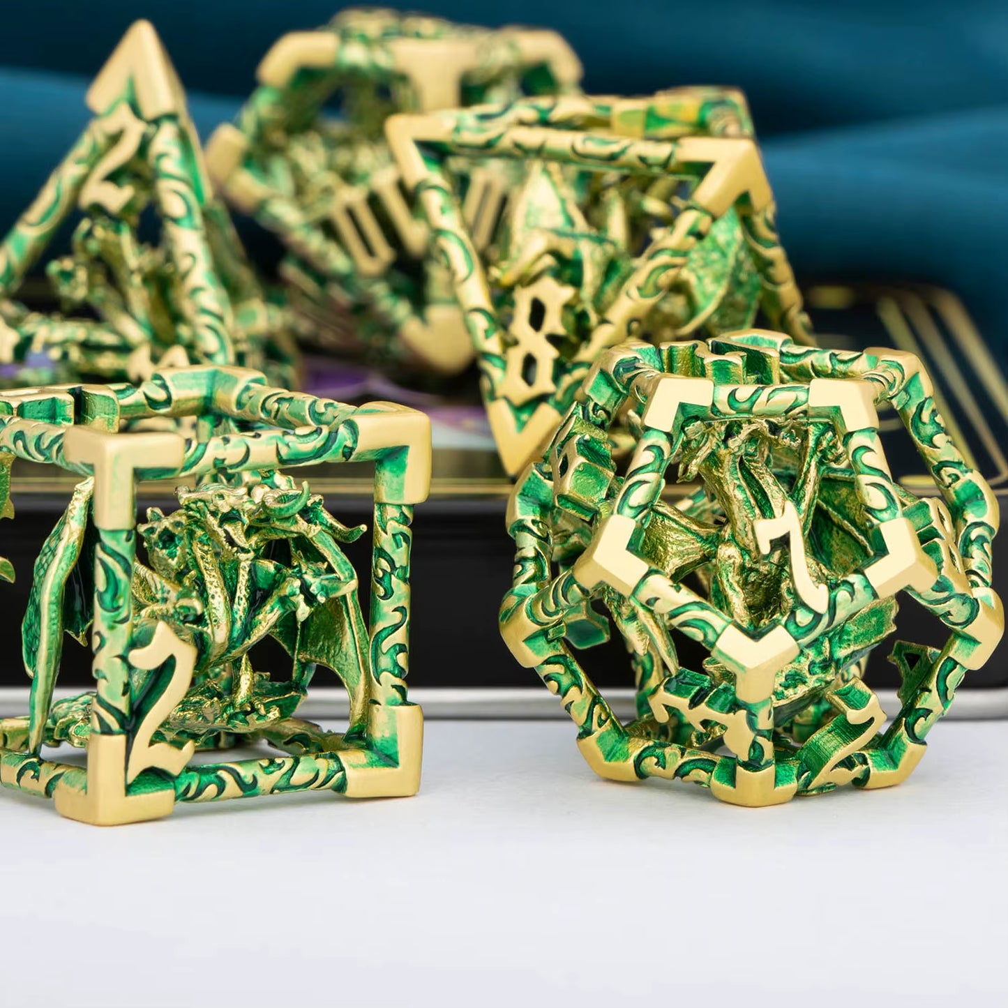 Draconic Howl – Hollow Metal Dragon Dice Set