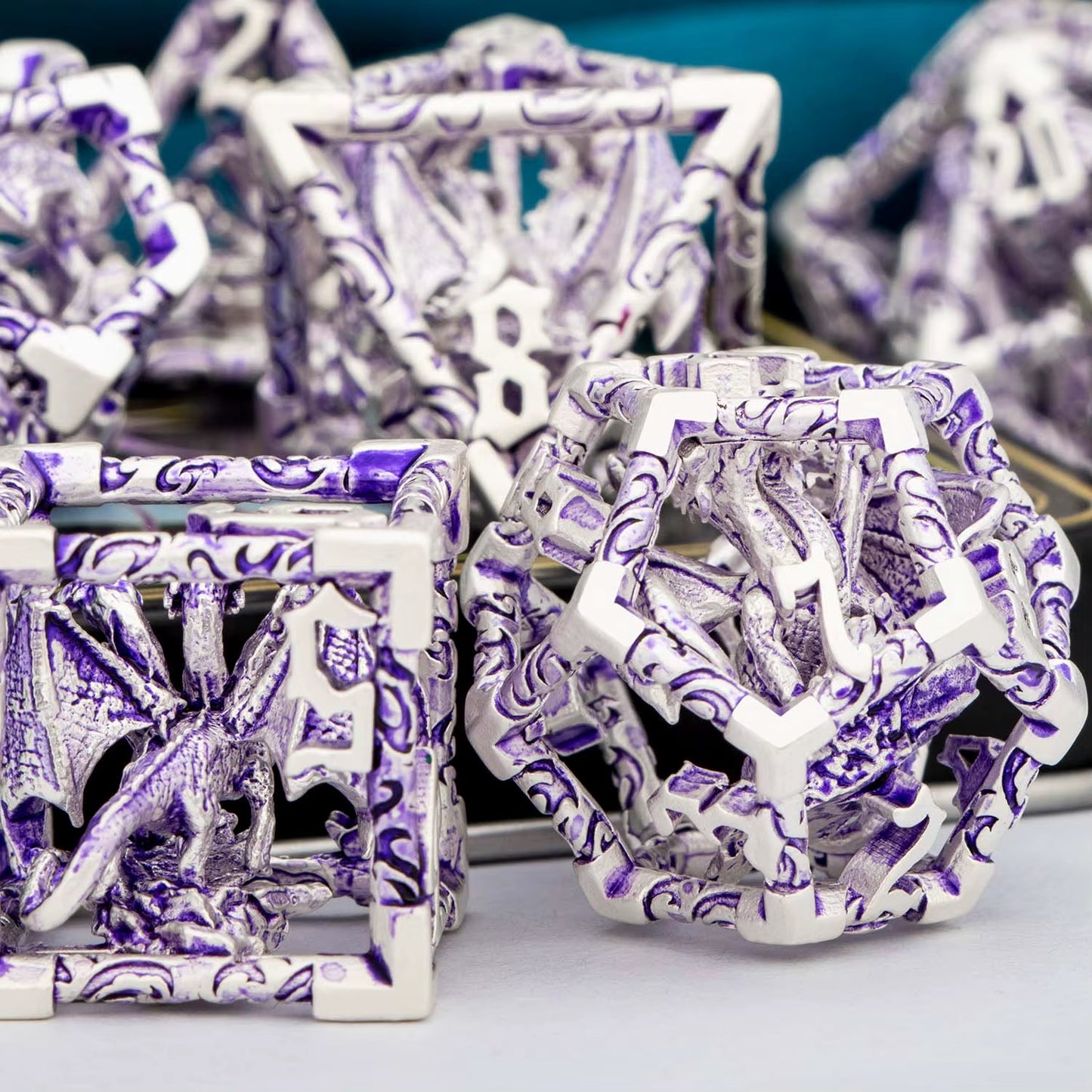 Draconic Howl – Hollow Metal Dragon Dice Set