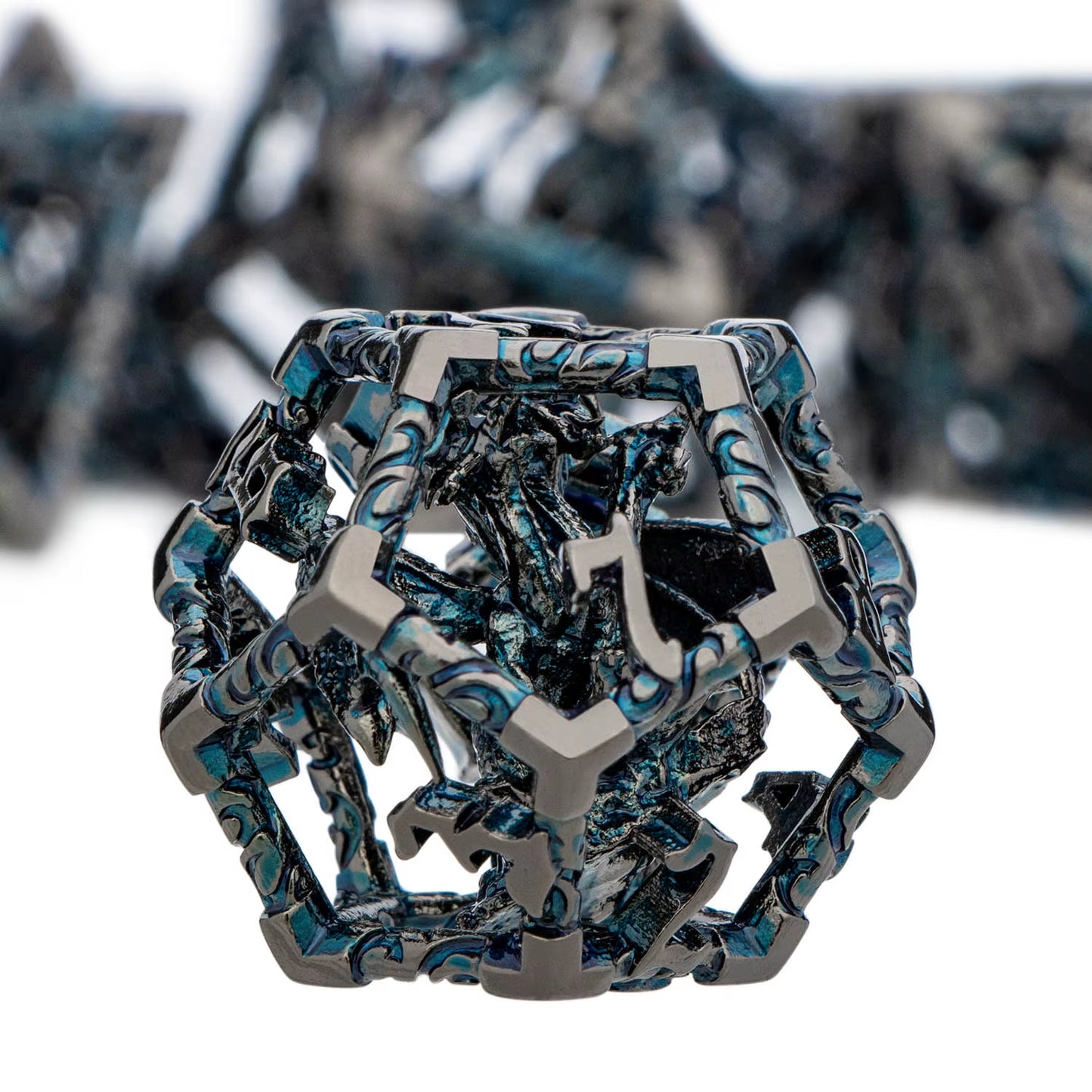 Draconic Howl – Hollow Metal Dragon Dice Set