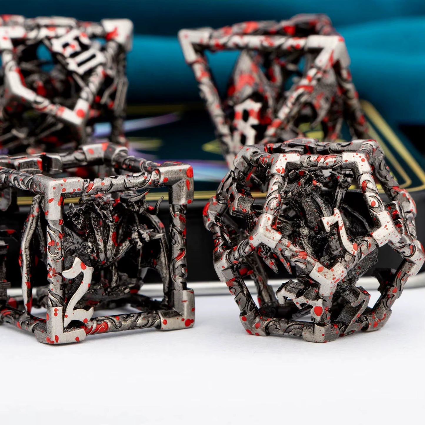 Draconic Howl – Hollow Metal Dragon Dice Set