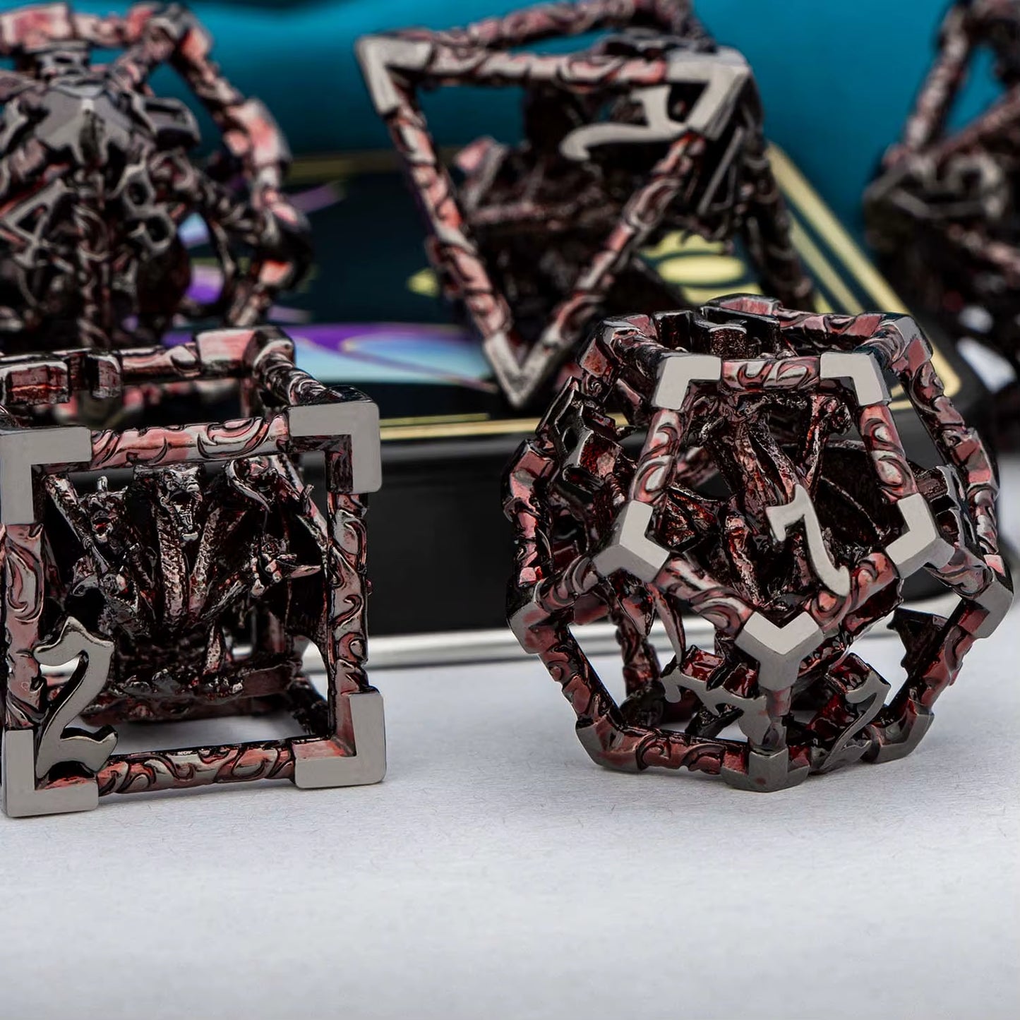Draconic Howl – Hollow Metal Dragon Dice Set